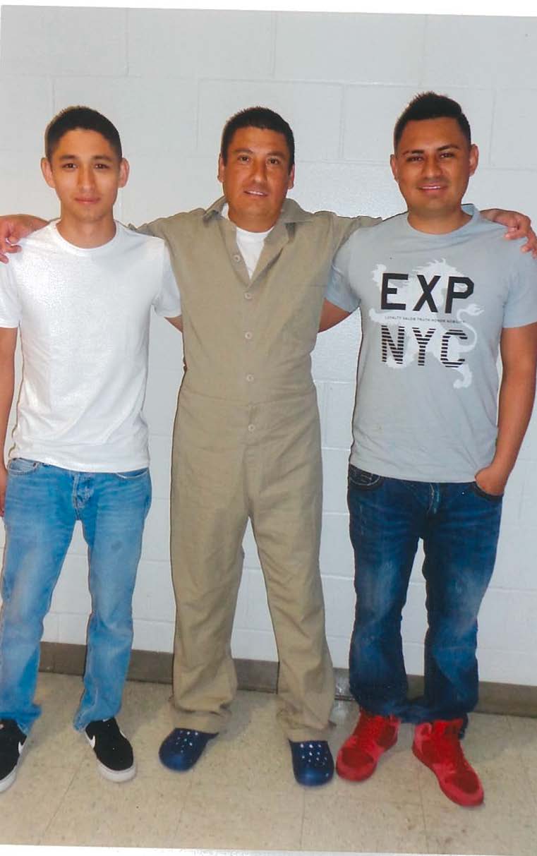 Photo of Alejandro Casillas Prieto with family